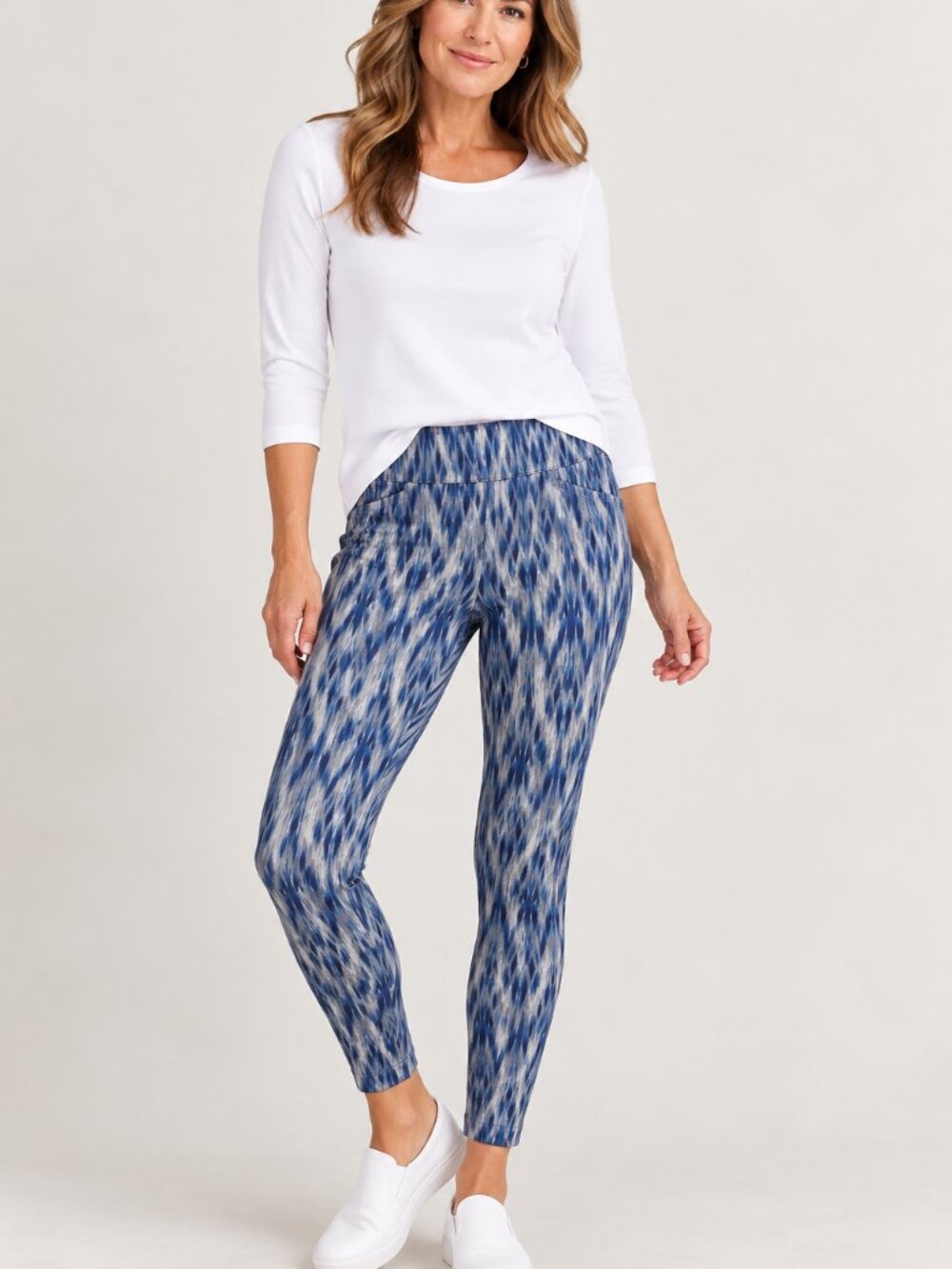 Chico’s Size 2 Leggings NWT Blue Gray Ikat Print Pull On Slim Pants